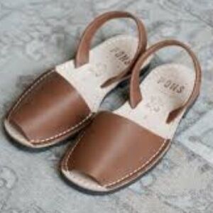 Women's Tan Leather Sandals